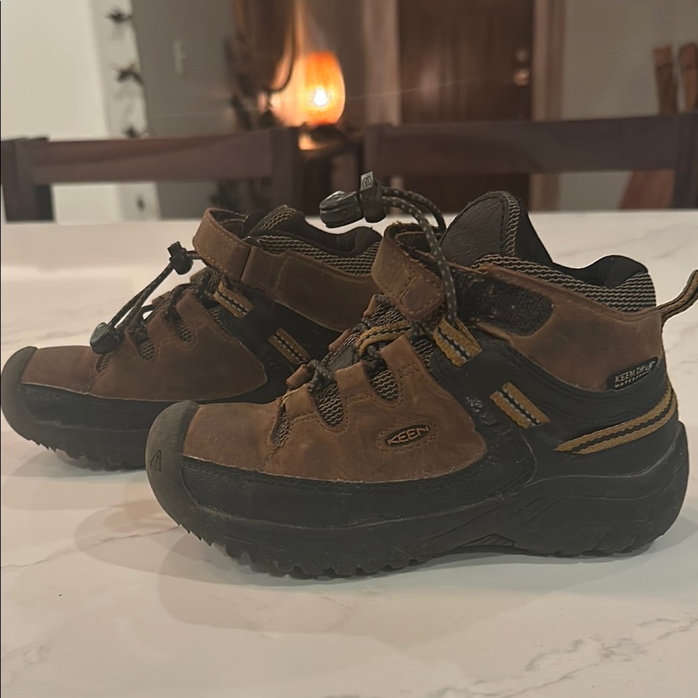 Keen Kids Targhee Hiking Boots